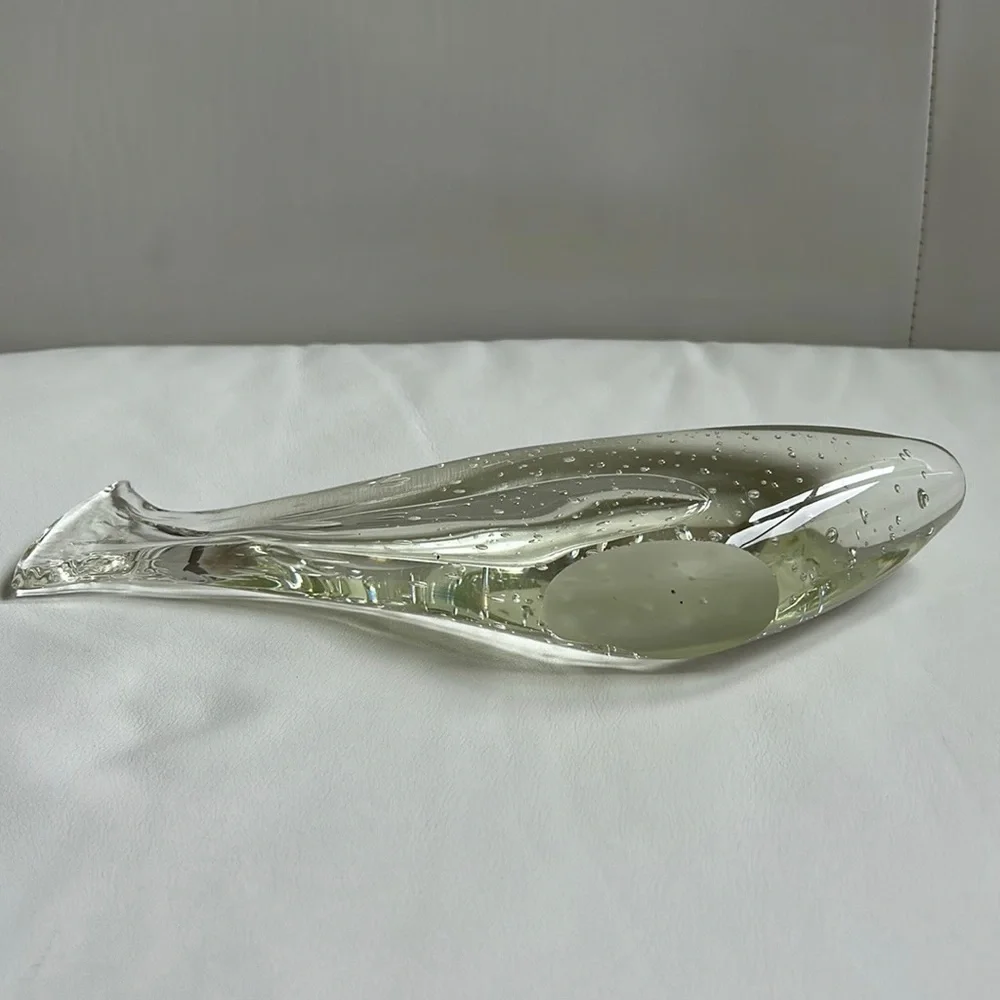 Bubble Clear Glass Fish Paperweight / Decor Art